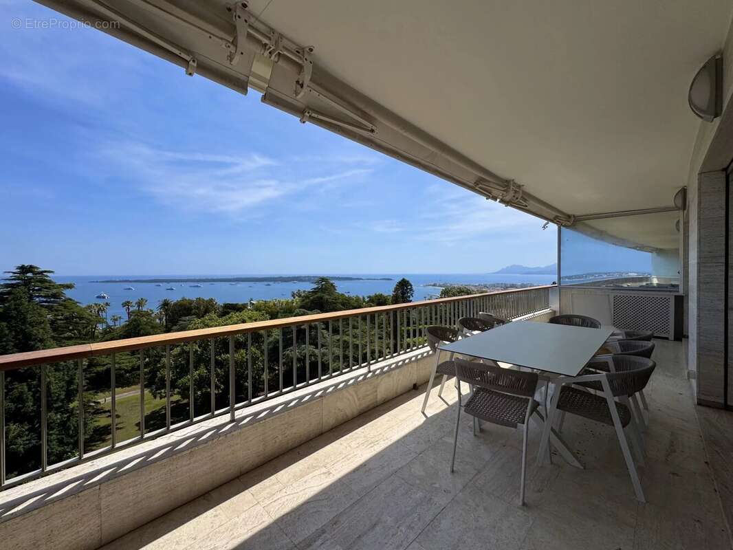 Cannes  californie  vue mer panoramique  4 chambres - photo 2