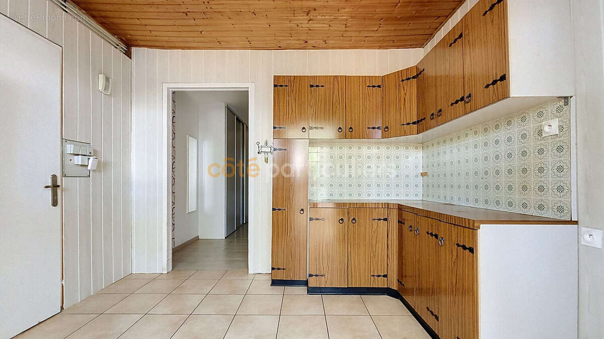 La roche-sur-yon -- maison 5 pieces -- 106 m2 -- jardin sans vis a vis -- grand garage - photo 14