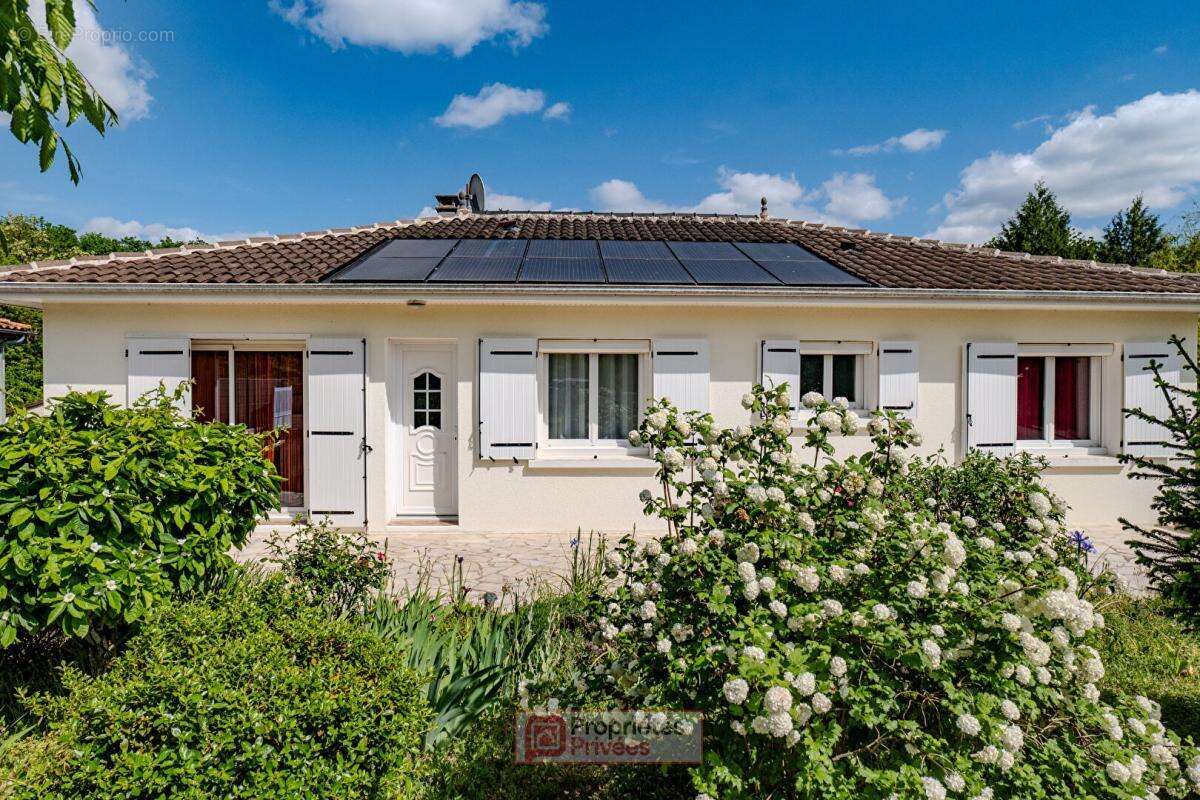 Maison à CHATEAUNEUF-SUR-CHARENTE