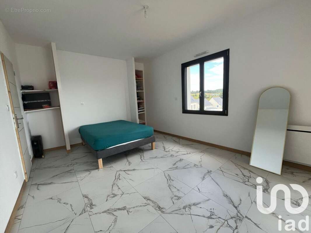 Photo 8 - Maison à LA CHAPELLE-JANSON