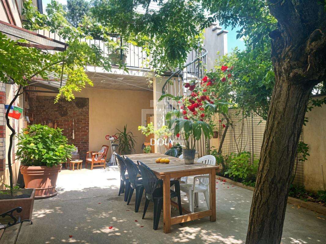 Maison à LA GARENNE-COLOMBES