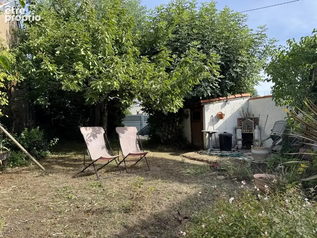 ORVAULT Maison pleine de charme sur beau jardin - photo 6