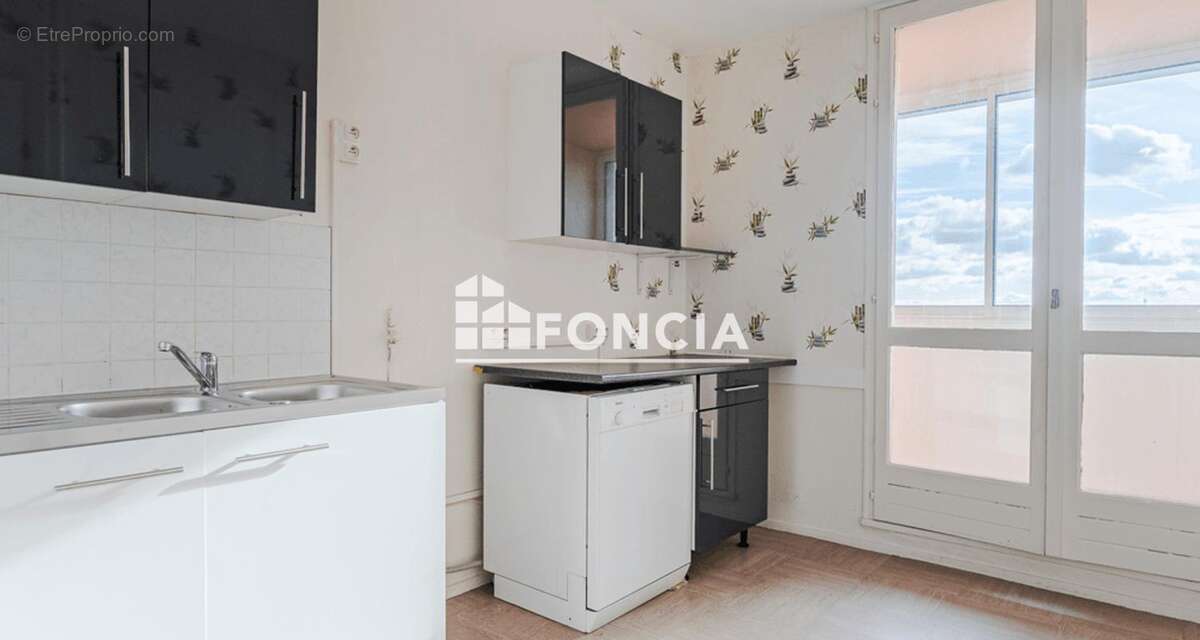 Appartement à SAINT-PIERRE-DES-CORPS