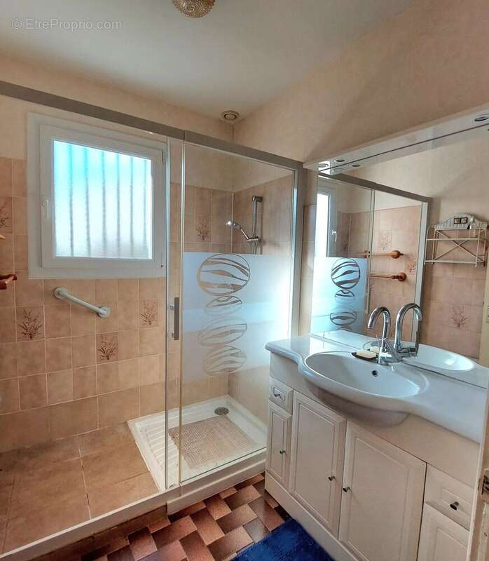 Maison à CELLE-LEVESCAULT