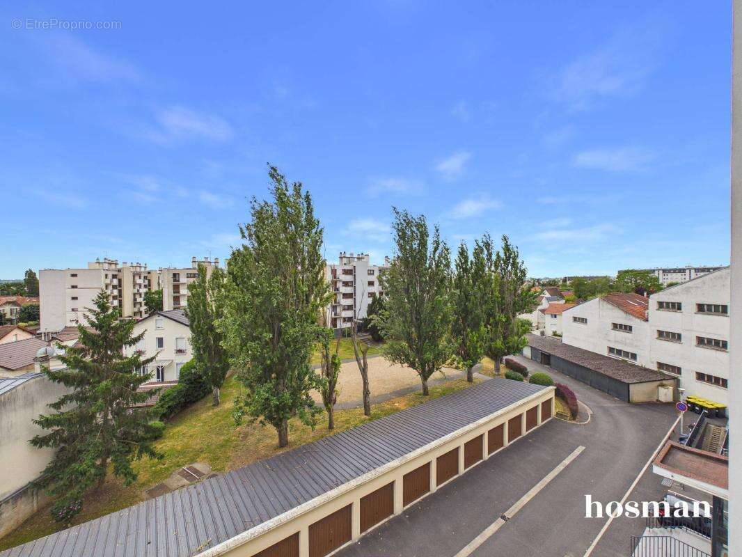 Appartement à SAINT-MAUR-DES-FOSSES