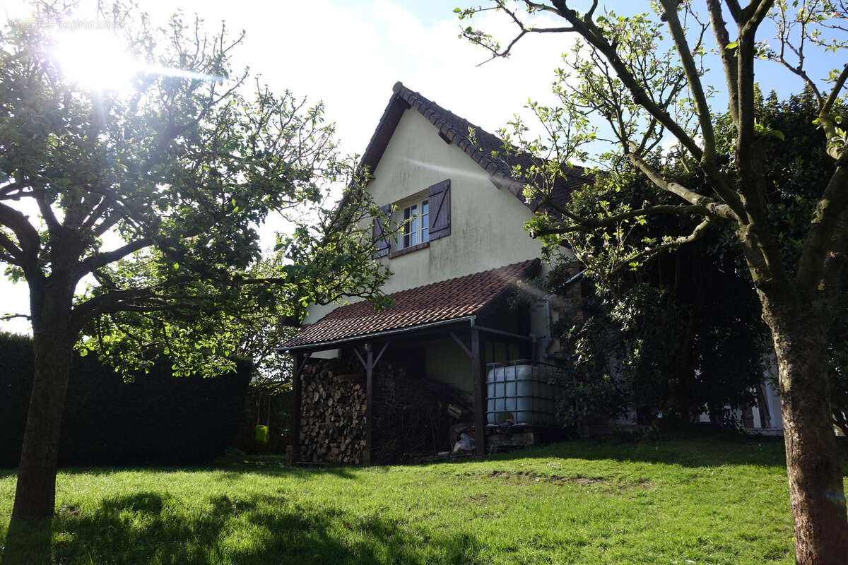 Maison à SAINT-NICOLAS-D'ALIERMONT