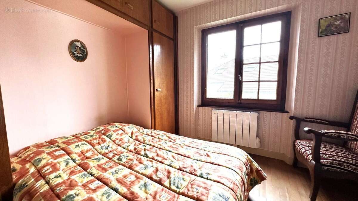 Maison à PERRIGNIER