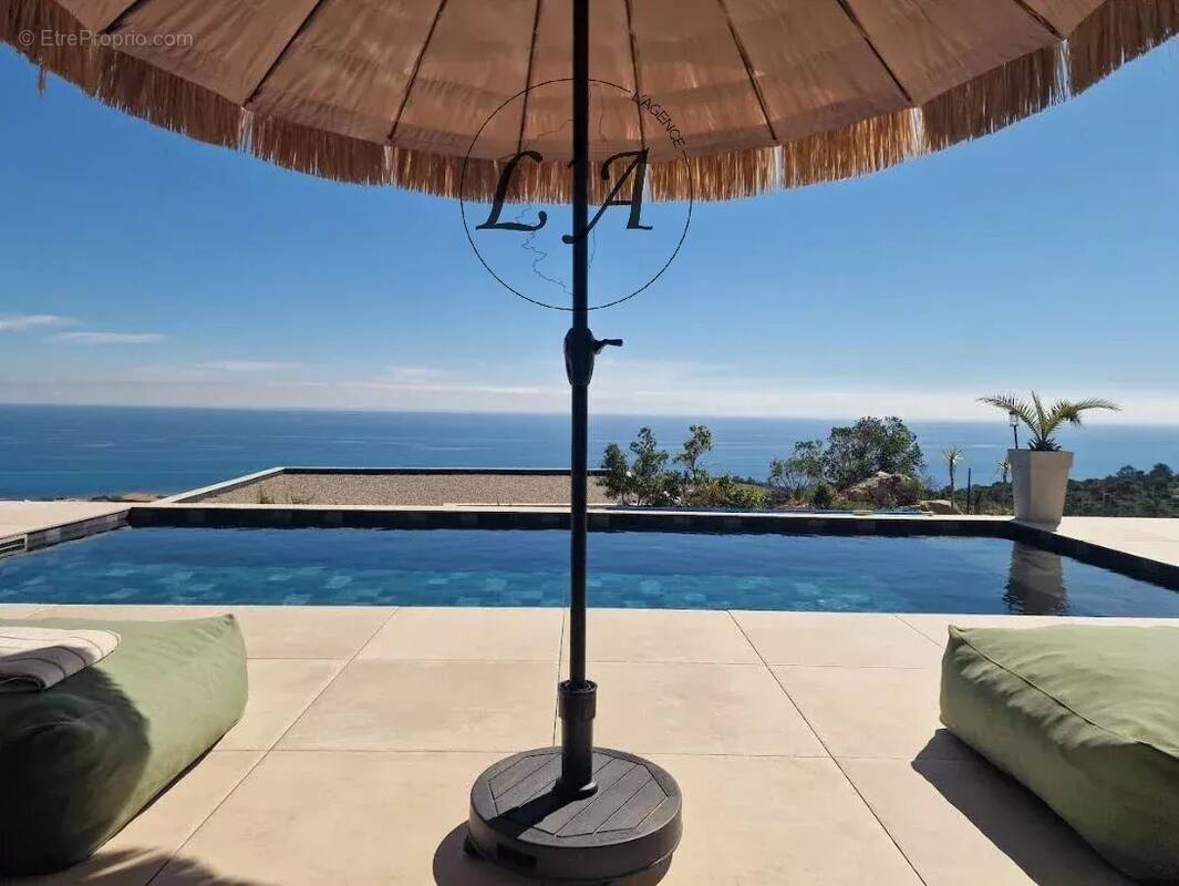 Appartement à SARI-SOLENZARA