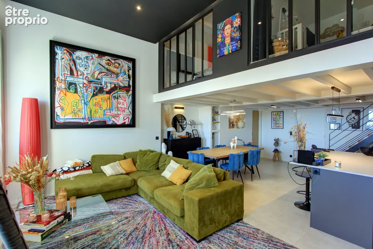 Loft 3 pièces de 80m² avec vue mer dans le centre ville de sainte maxime - photo 3