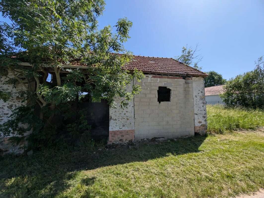 Terrain à LA FERTE-SOUS-JOUARRE