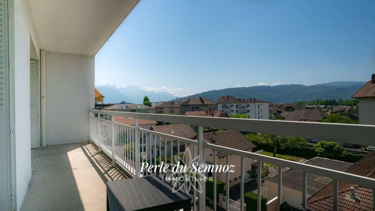 Appartement à CRAN-GEVRIER