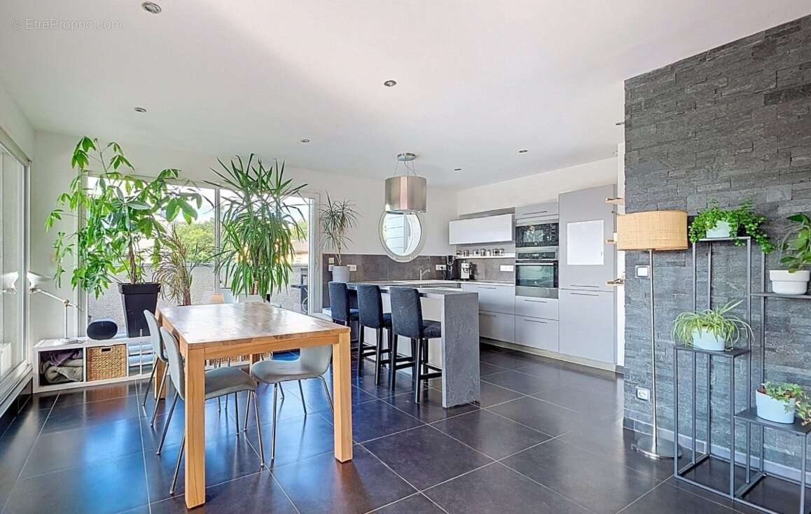 Appartement à ANNEMASSE