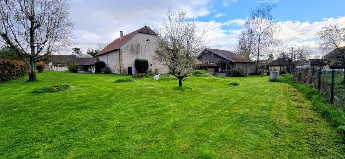 Maison Cheuge 7 pièce(s) 260.32 m2 - photo 13