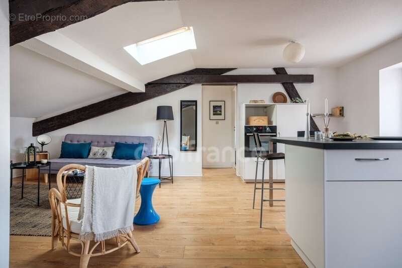 Appartement à vendre 3 pièces BORDEAUX (33) - photo 2