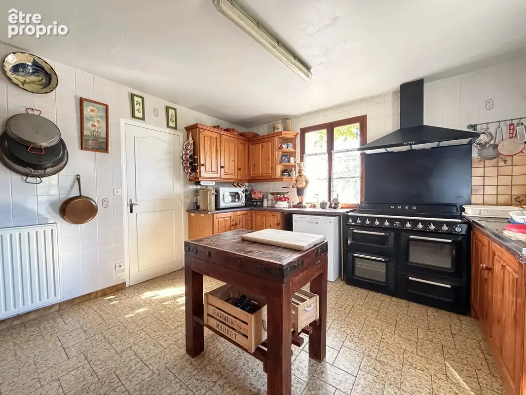 Belle propriété de caractère de 5 chambres dans un environnement paisible - photo 3