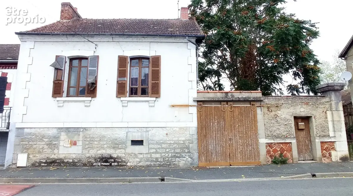 Maison à MONTLUCON