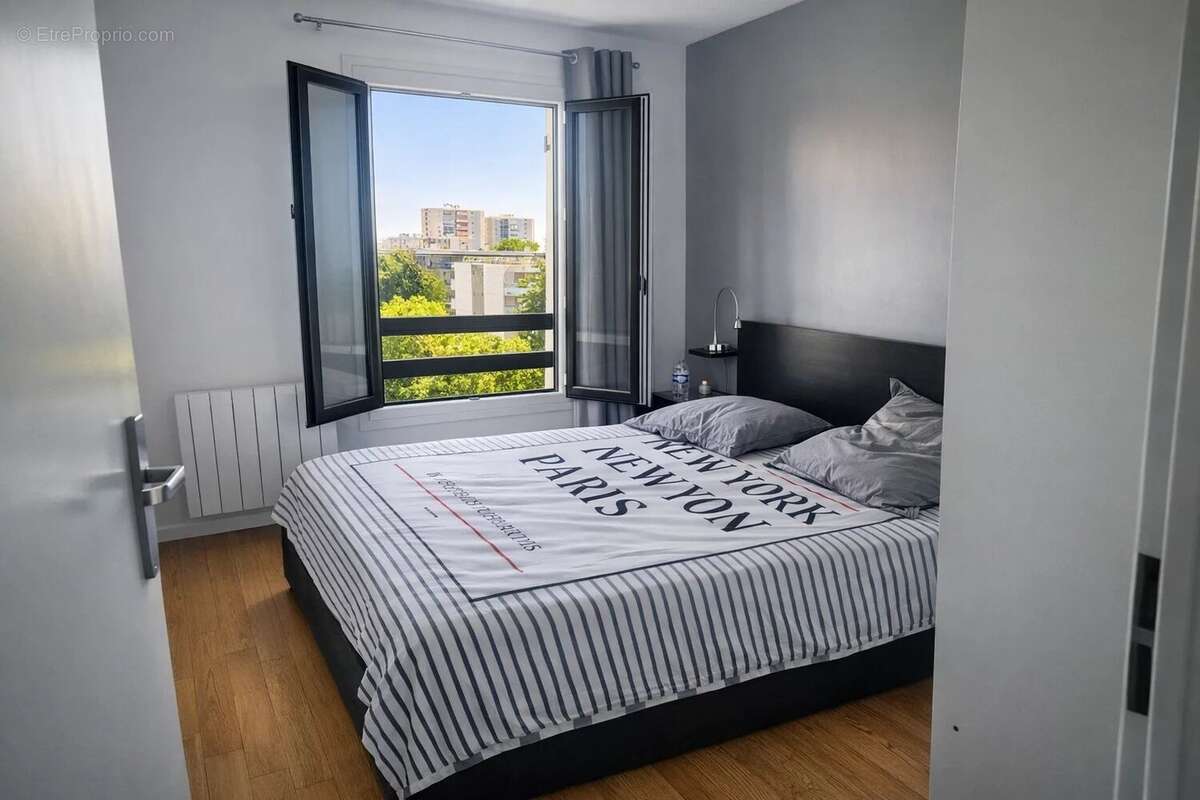 Appartement à THIAIS