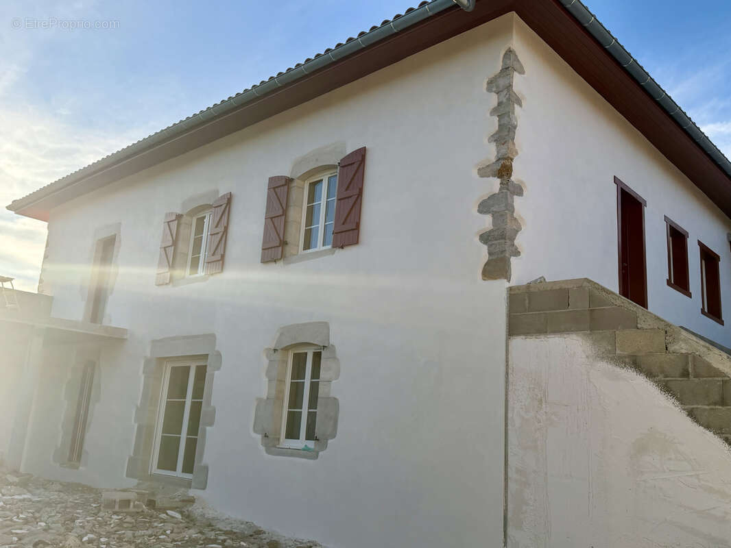 Appartement à BARDOS