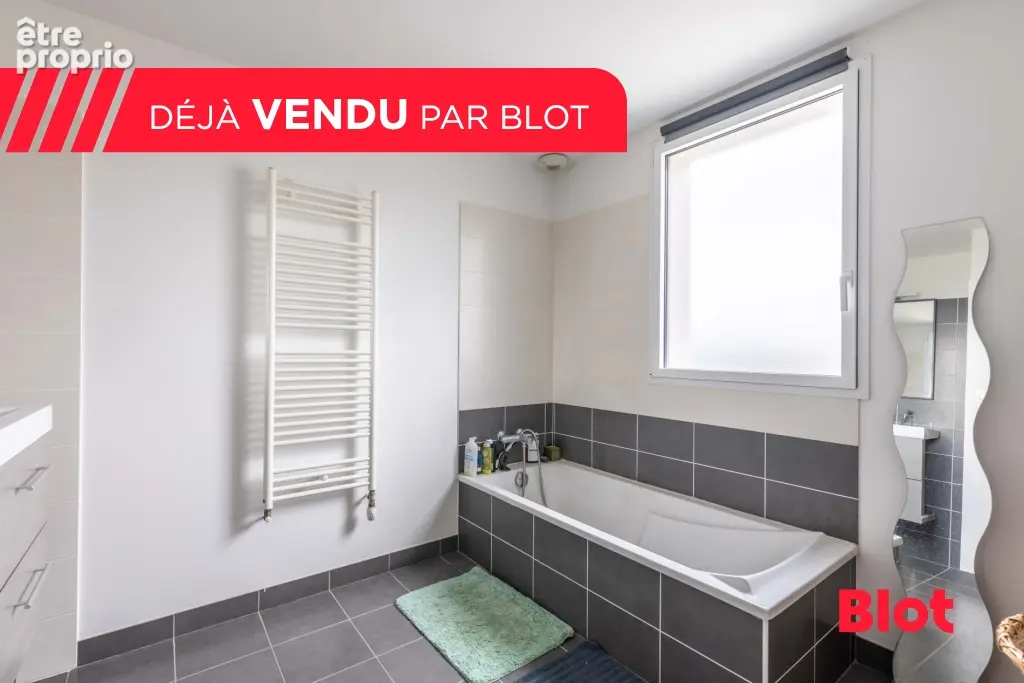 Maison 98 m² à Saint-Gilles  - photo 9