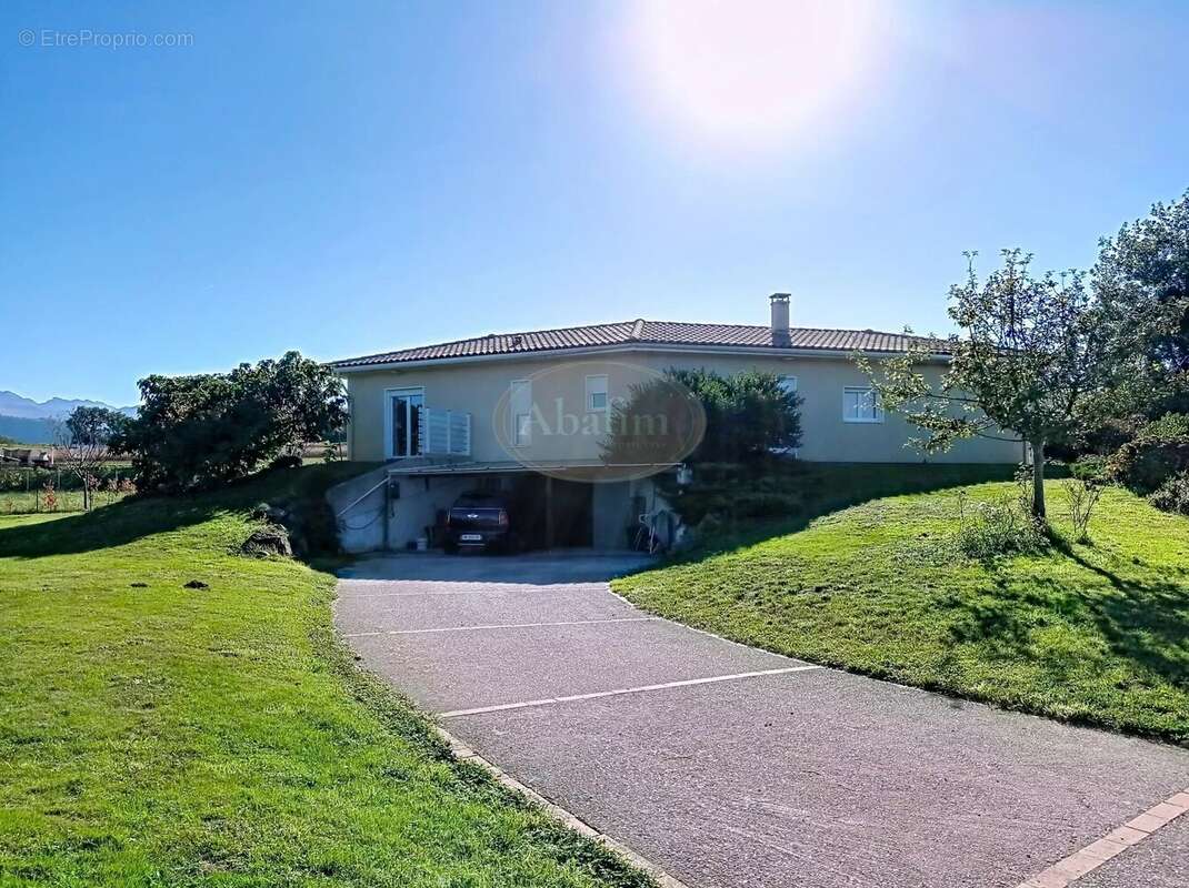 Maison à SAINT-GIRONS