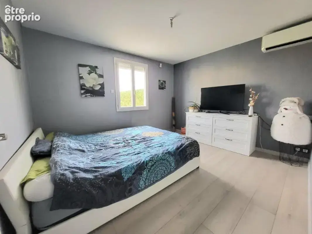 Maison plain-pied, 4 chambres, garage et jardin - photo 16