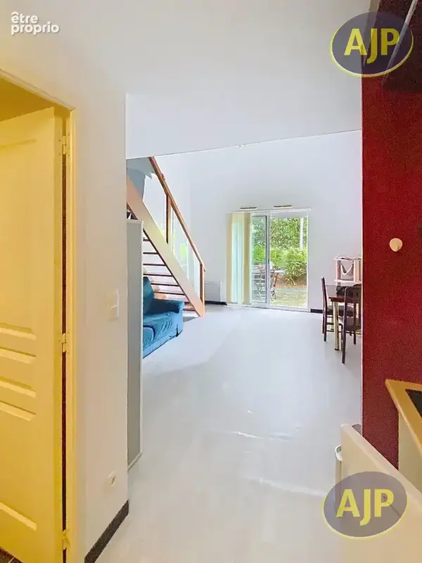 Appartement Suce Sur Erdre 2 pièces . - photo 5