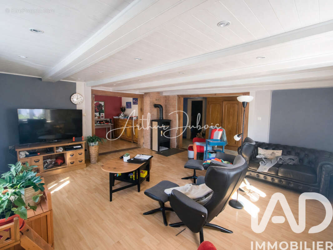 Maison 218 m² à Foussemagne  - photo 3