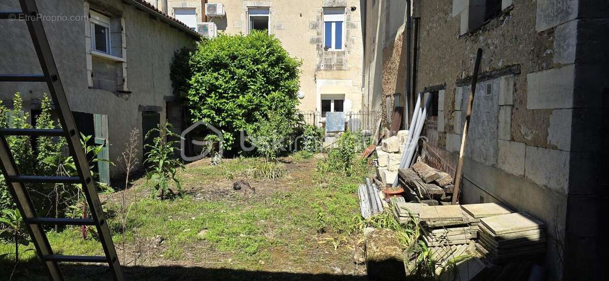 Maison à VERGT