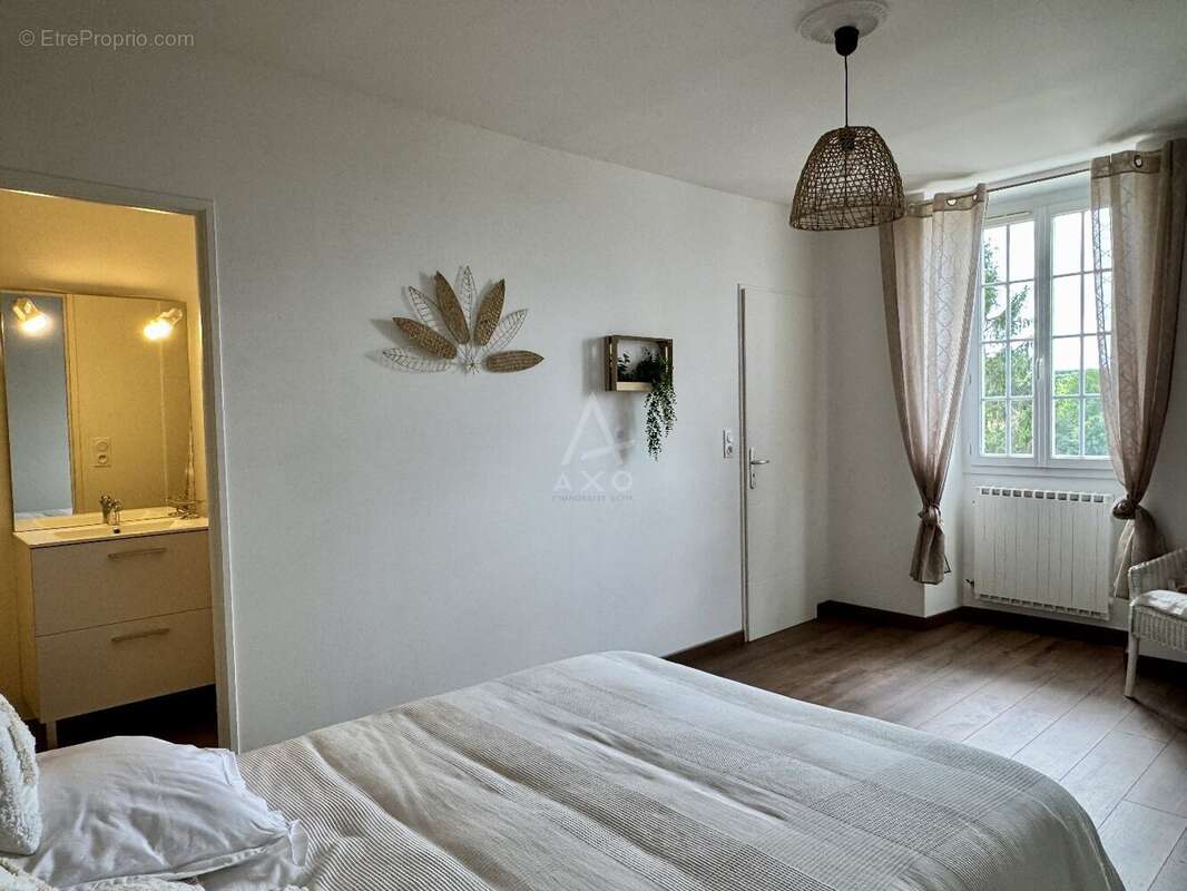 Maison à MOUTHIERS-SUR-BOEME