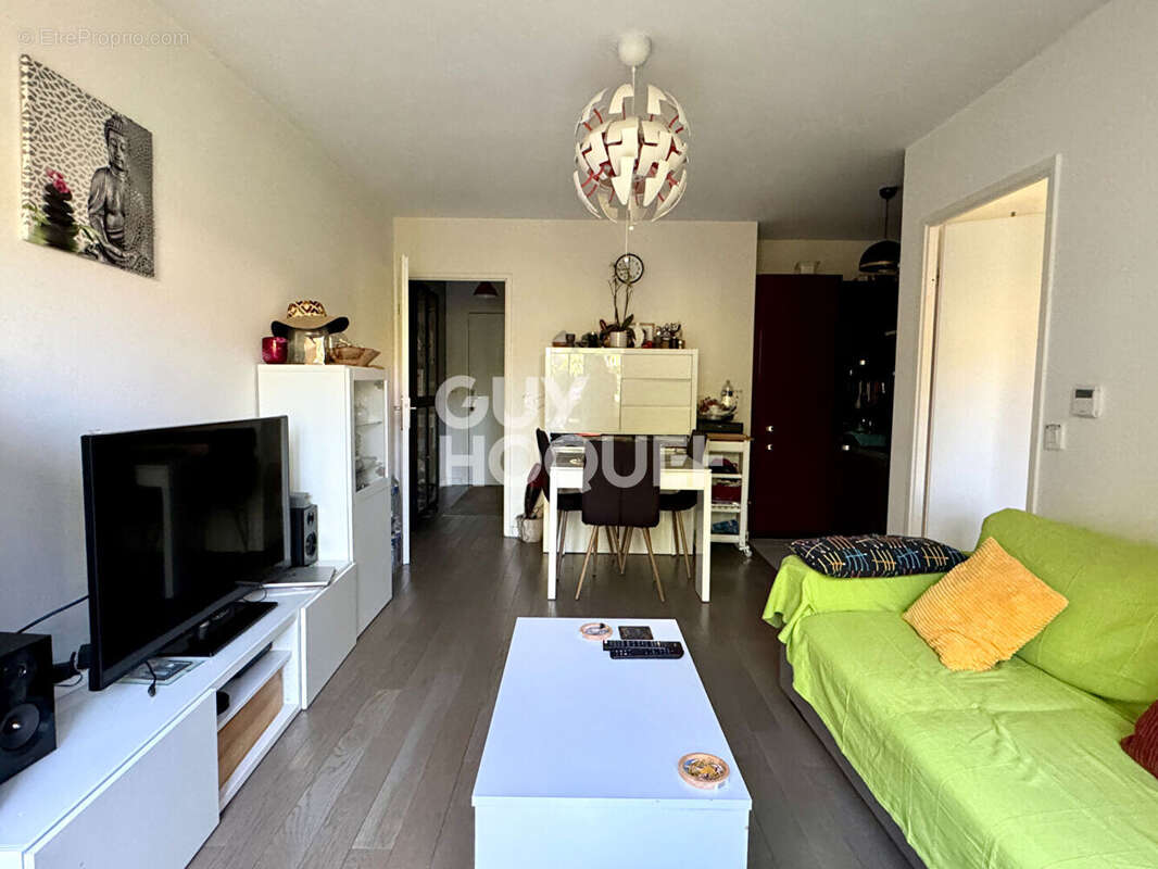 Appartement à ATHIS-MONS