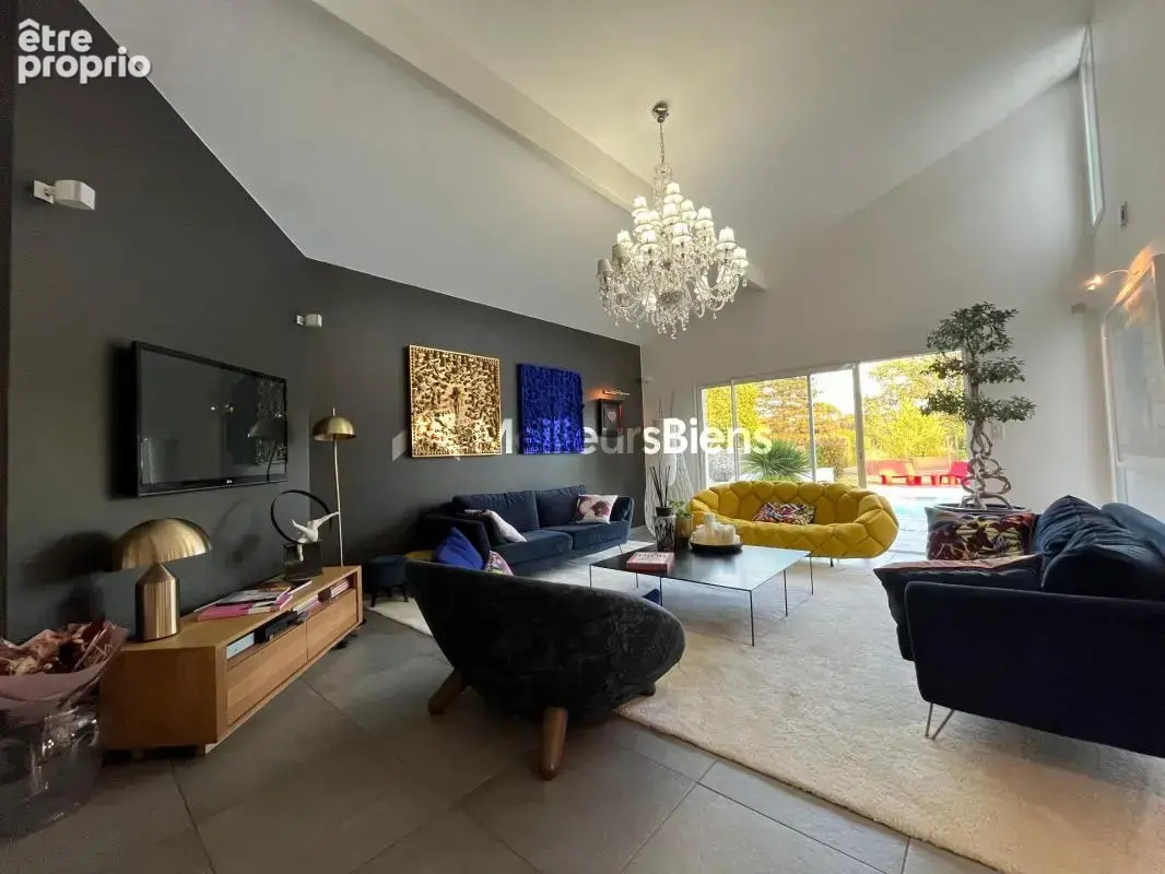 Villa à vendre avec piscine - photo 3
