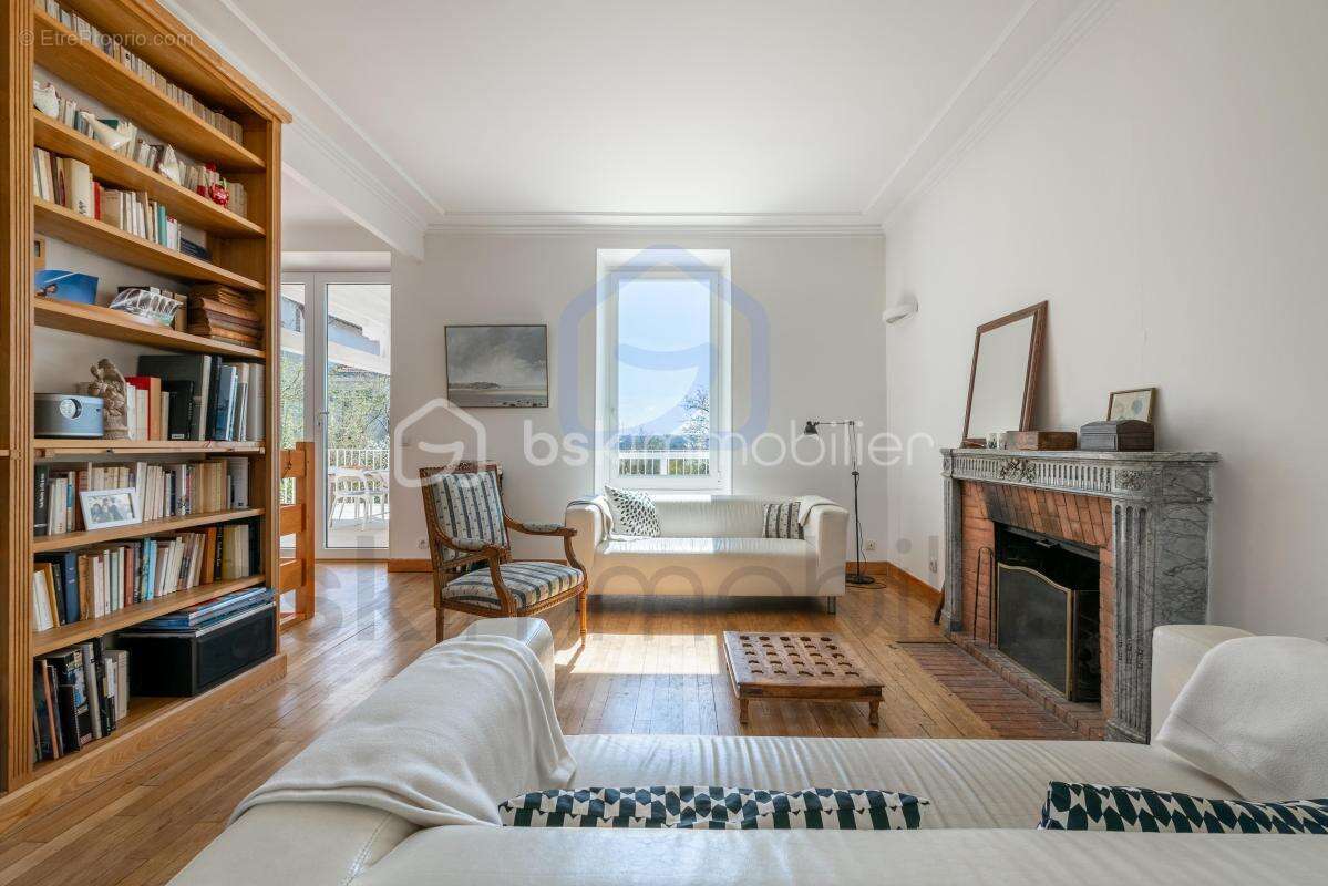 Maison de charme - 261m² - 7 chambres - photo 5
