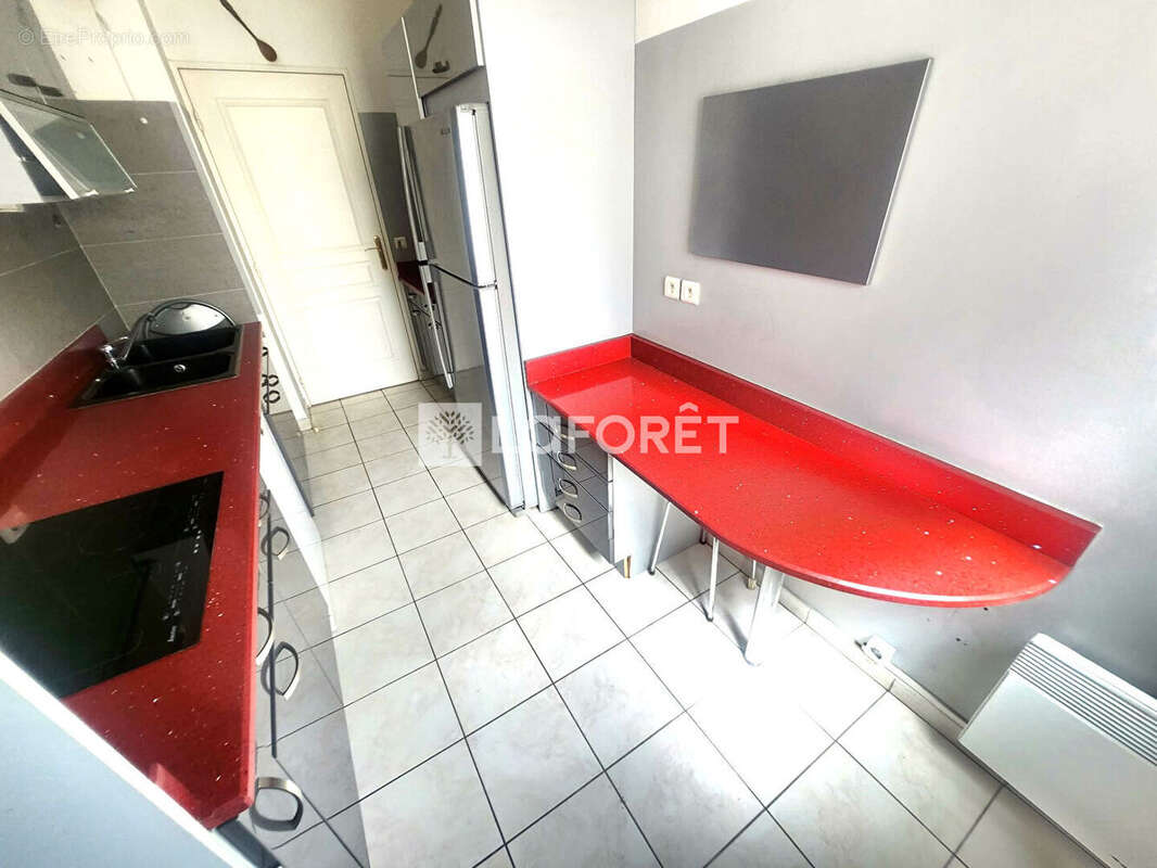 Appartement La Seyne Sur Mer 4 pièce(s) 95 m2 - photo 3