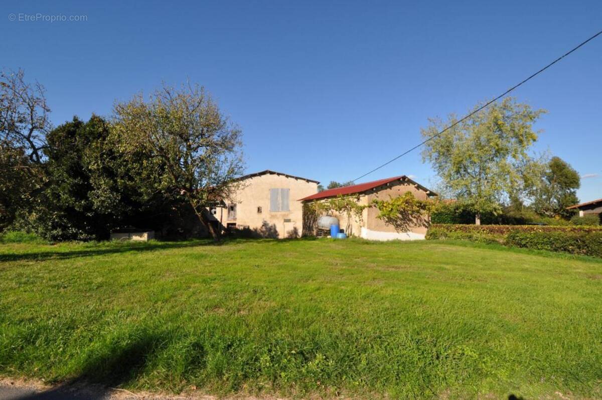 Maison à VILLEFRANCHE-D&#039;ALBIGEOIS