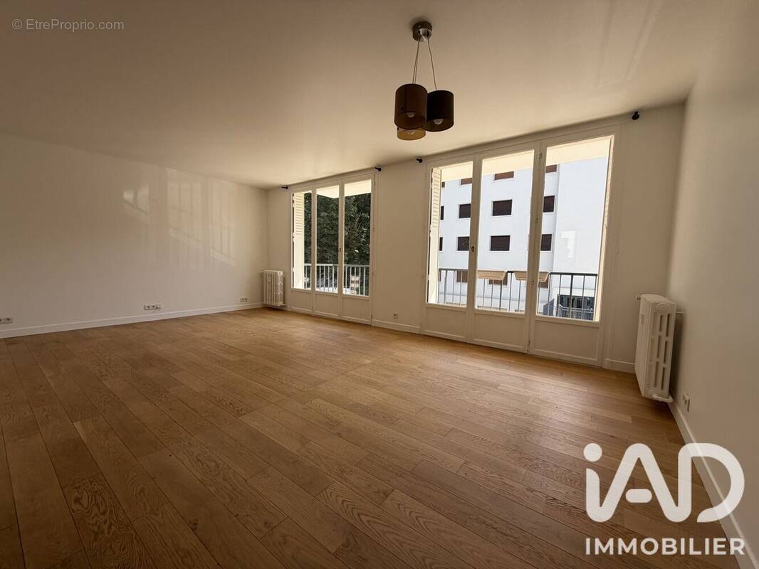 Photo 1 - Appartement à VERSAILLES