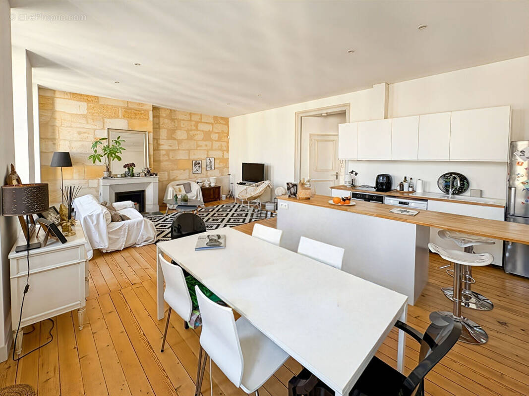Appartement à BORDEAUX