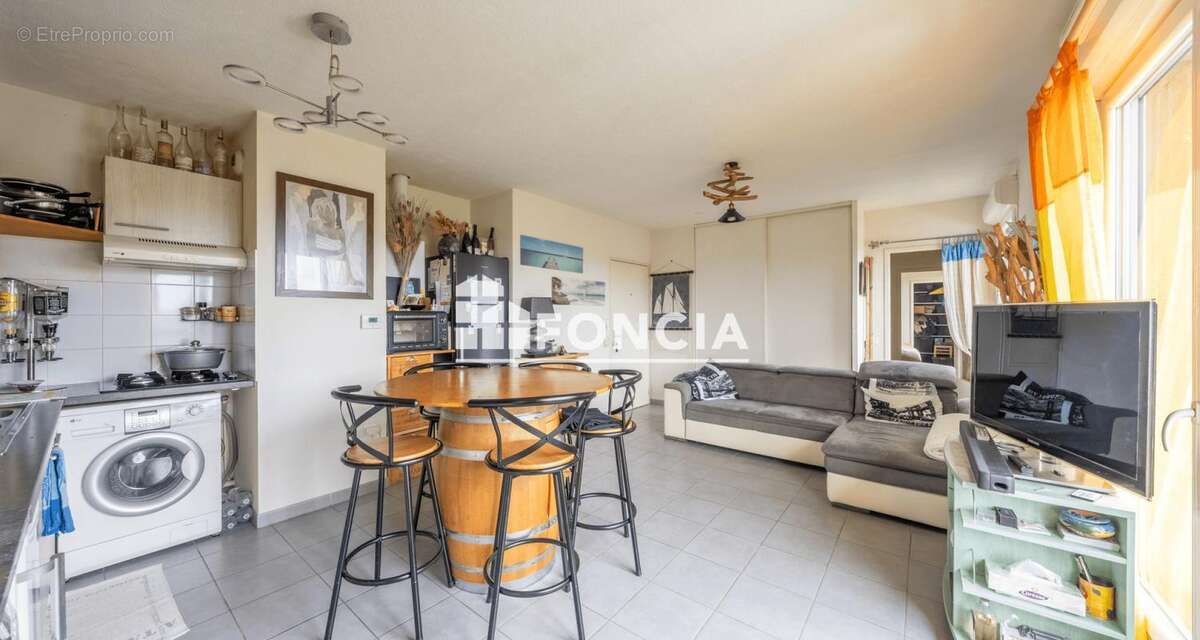 Appartement à AMBES