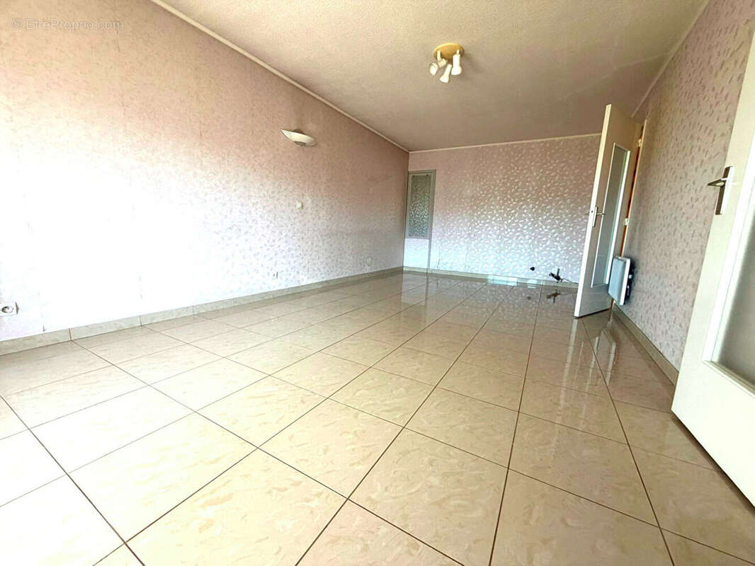 Appartement à PEGOMAS