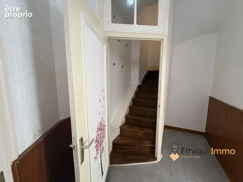 Maison 4 pièces 79 m² à vendre à Bar-Sur-Aube (10200) - photo 2