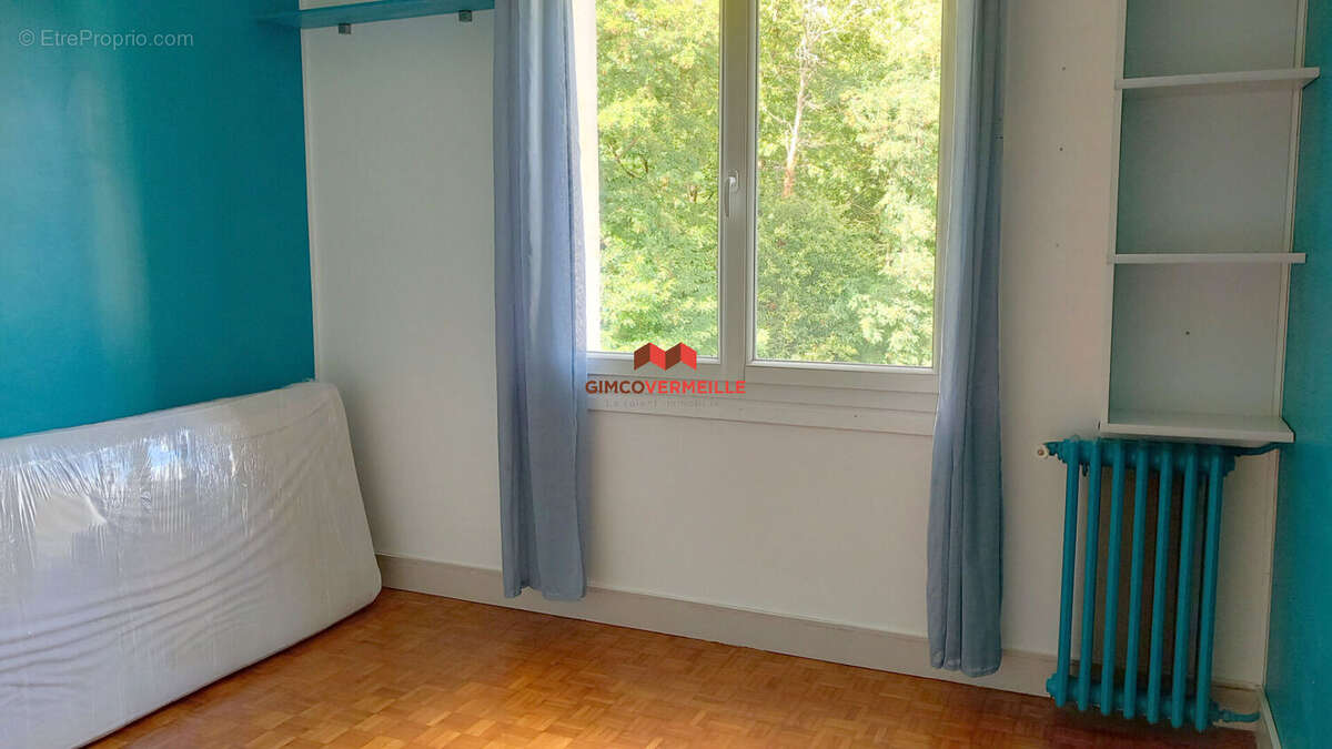 Appartement à BOUGIVAL