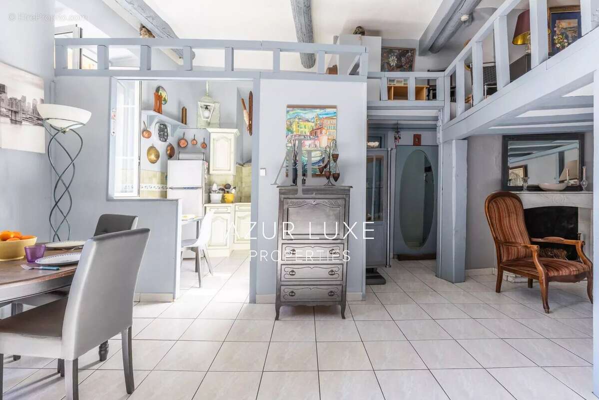 Appartement à VILLEFRANCHE-SUR-MER