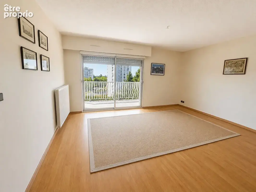 Pau 3 pièce(s) 73.45 m2 garage+ stationnement+ terrasse - photo 2