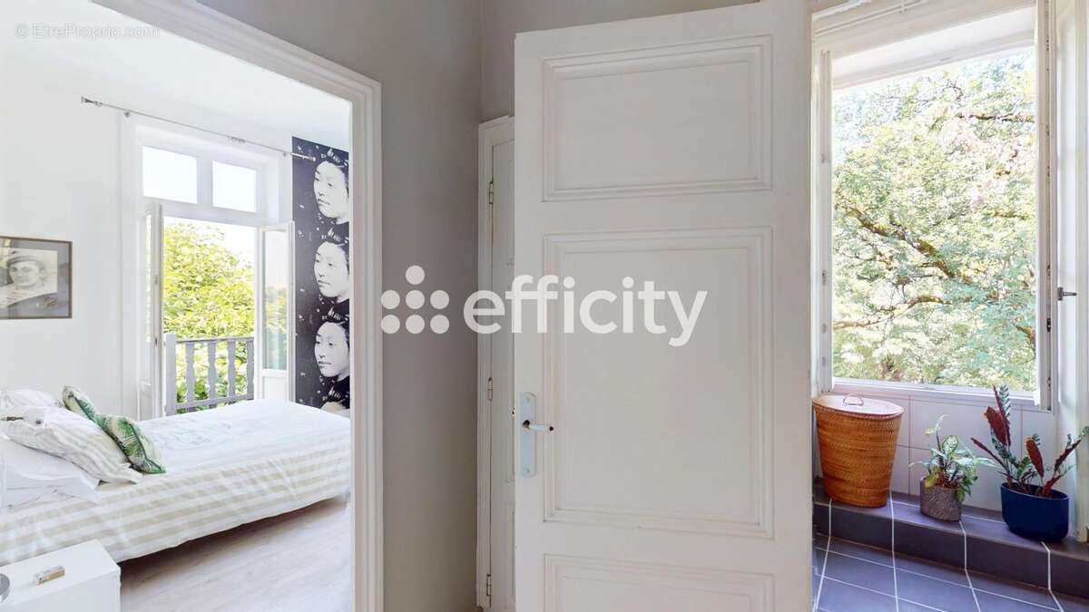 Appartement à FONTAINES-SUR-SAONE