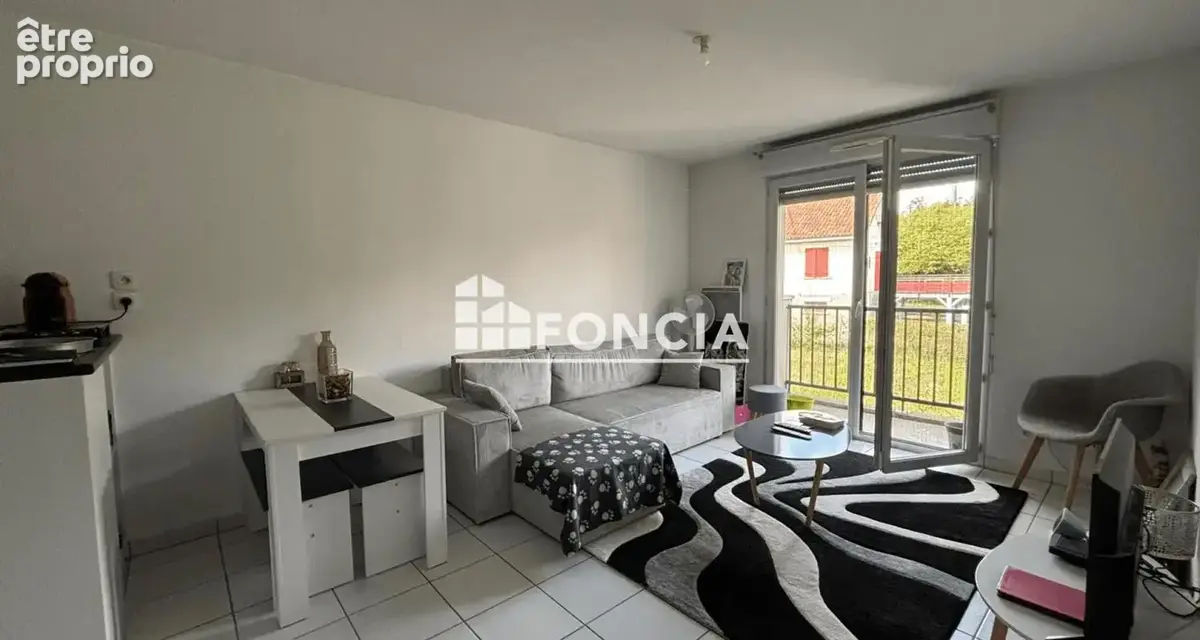 Orthez centre - ideal investisseur - photo 1