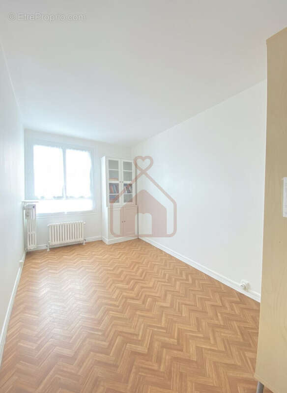 Appartement 62 m² à Le Kremlin-Bicetre  - photo 3