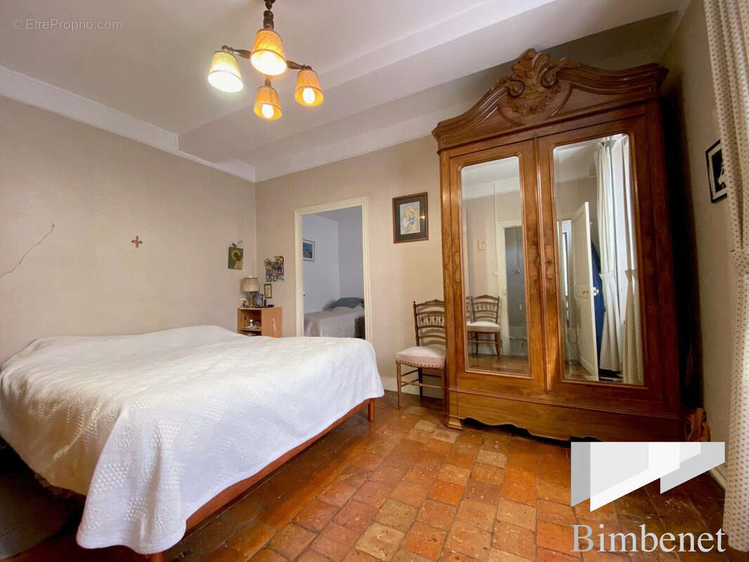 Maison à LA CHAPELLE-SAINT-MESMIN