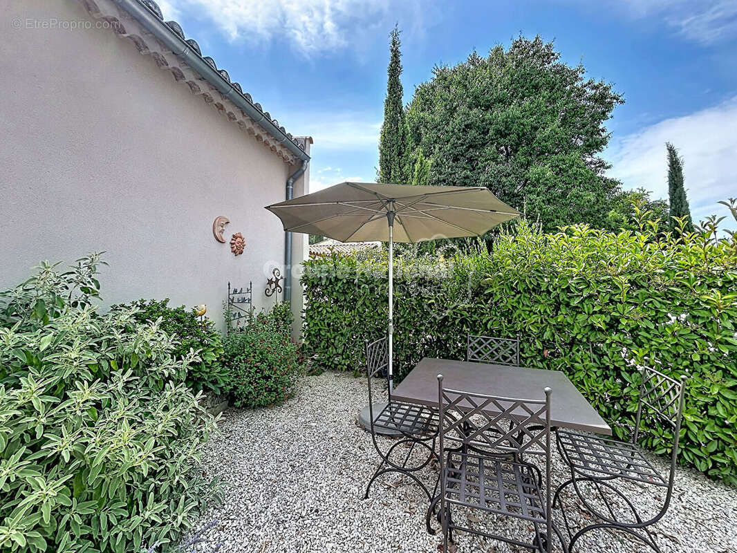 Élégance Provençale & Art de Vivre d'Exception: une propriété 3 habitations - photo 6