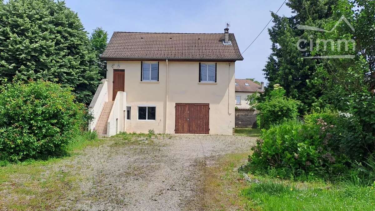 Maison à LES ABRETS