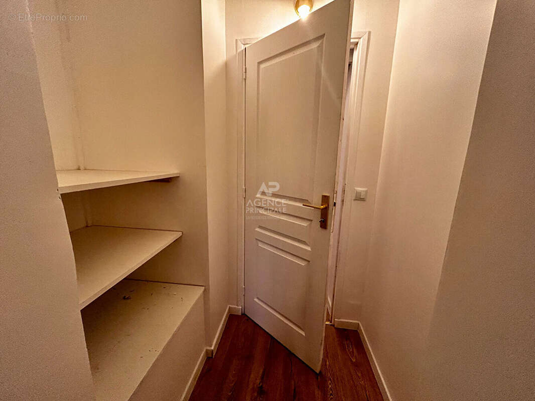 Appartement à VAUX-SUR-SEINE