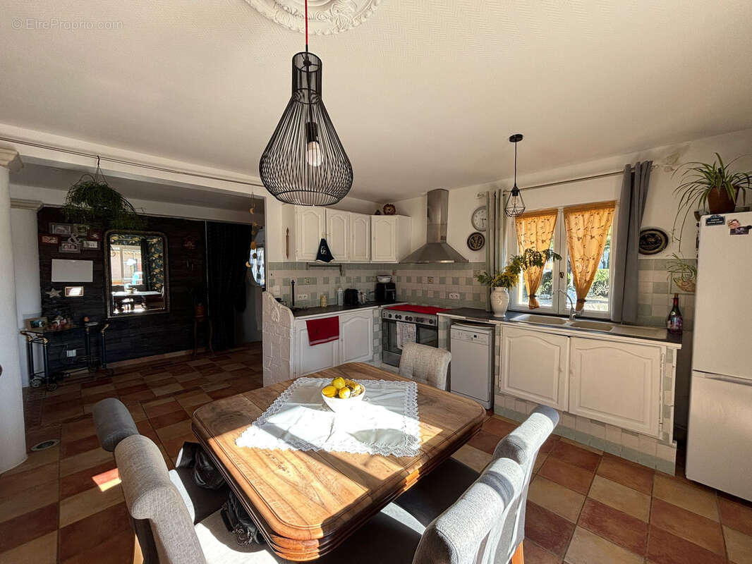 Maison à LIVRON-SUR-DROME